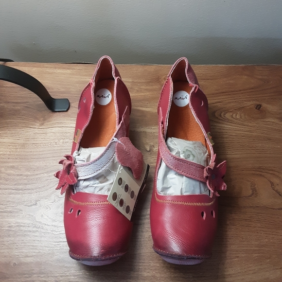 TMA Eyes Shoes Tma Eyes Red Floral Leather Loafers Women 95 M Poshmark